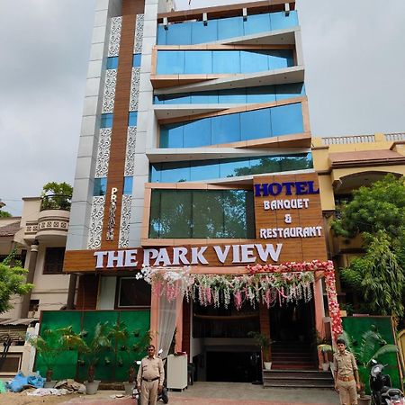 Hotel The Park View Prayagraj Exterior photo